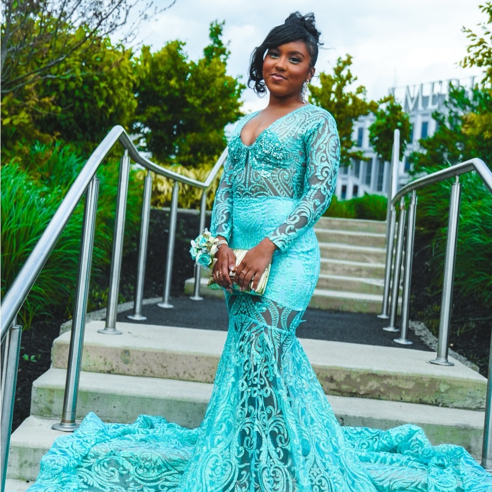 Prom dress